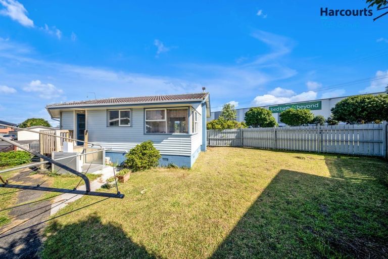 Photo of property in 200 Browns Road, Manurewa, Auckland, 2102