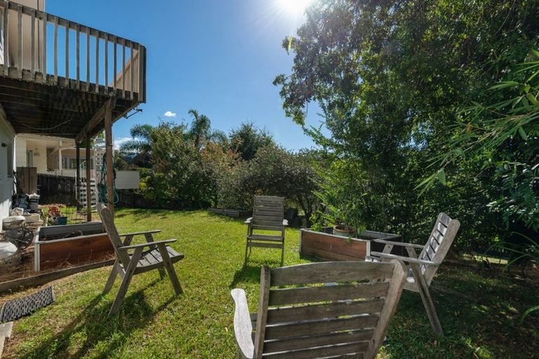 Photo of property in 95 Stredwick Drive, Torbay, Auckland, 0630