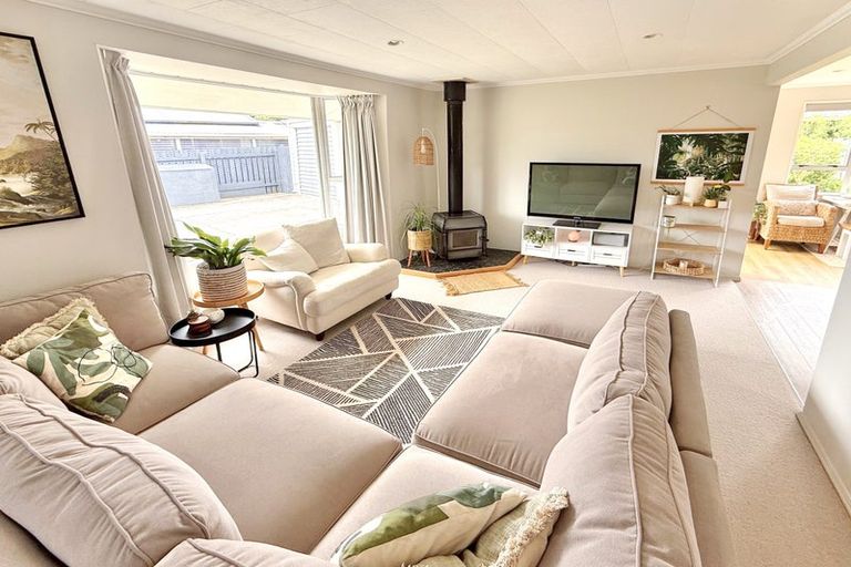 Photo of property in 3 Martin Place, Carters Beach, Westport, 7825