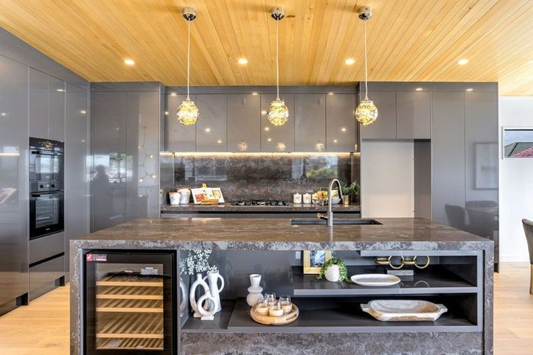 Photo of property in 3b Pine Ridge Terrace, Waikanae Beach, Waikanae, 5036