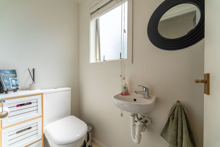 Photo of property in 39 Raymond Street, West End, Timaru, 7910