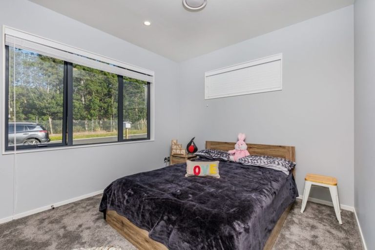 Photo of property in 91 Nobilo Road, Kumeu, 0810