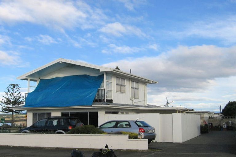Photo of property in 1/14 The Esplanade, Westshore, Napier, 4110