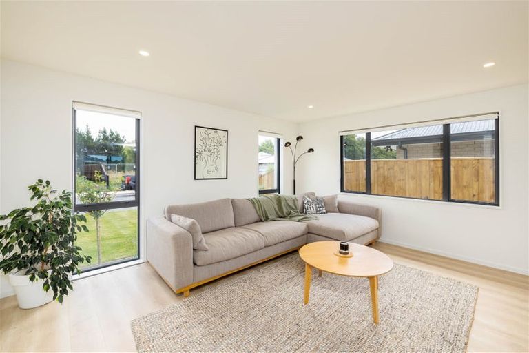 Photo of property in 52 Quinn Crescent, Woodend, 7610