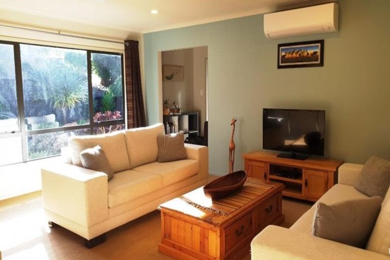 Photo of property in 12 Kotuku Street, Maunu, Whangarei, 0110