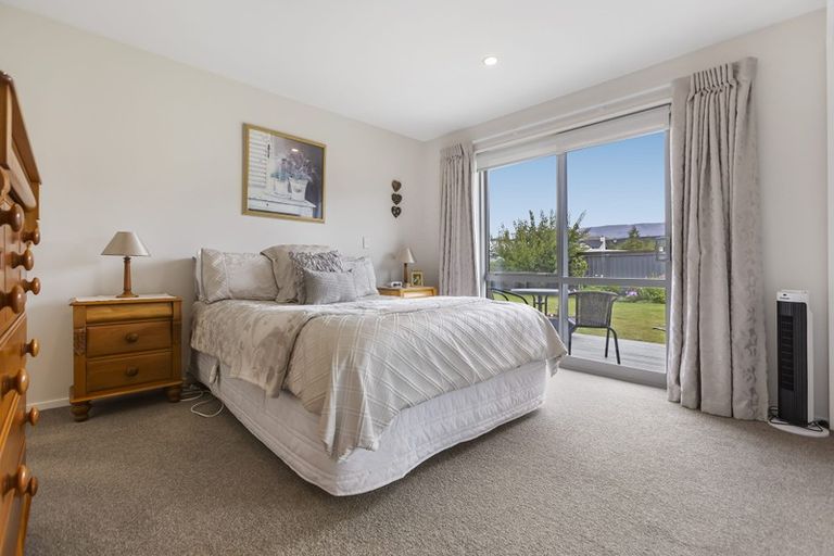 Photo of property in 4 Ethereal Crescent, Mount Pisa, Cromwell, 9383