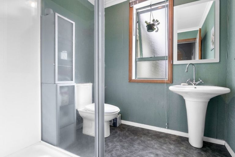 Photo of property in 20 Roy Street, Strathern, Invercargill, 9812