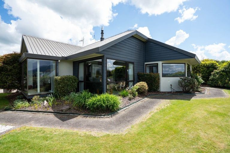 Photo of property in 9 Kahurangi Drive, Rangatira Park, Taupo, 3330