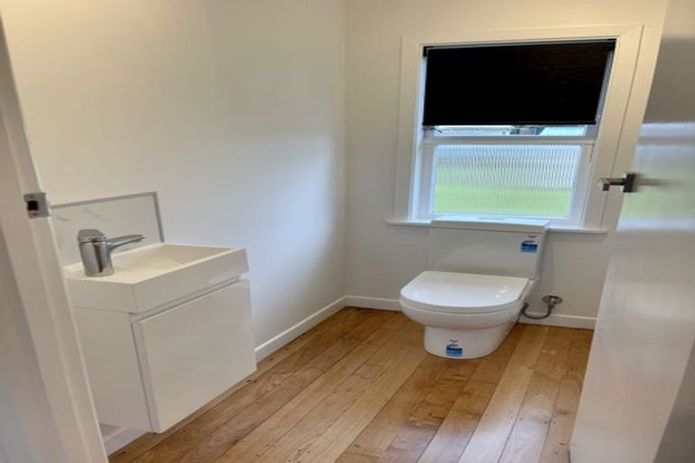 Photo of property in 64 Hurndall Street East, Maungaturoto, 0520