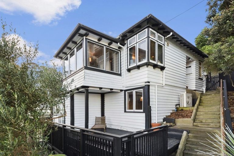 Photo of property in 52 Konini Road, Hataitai, Wellington, 6021