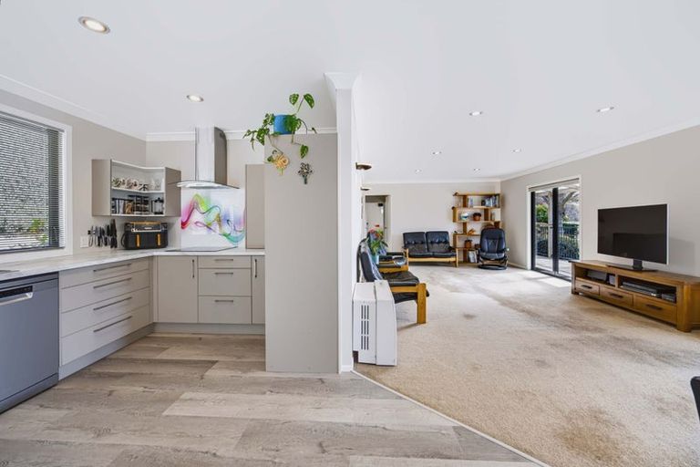 Photo of property in 26b Rossiter Crescent, Lynmouth, New Plymouth, 4310