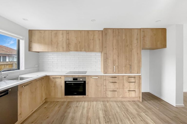 Photo of property in 2/47 Amyes Road, Hornby, Christchurch, 8042