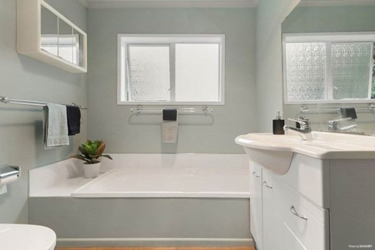 Photo of property in 86 Hull Road, Waiuku, 2682