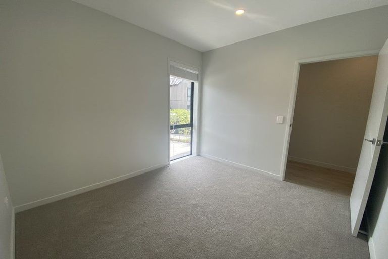 Photo of property in 4 Mcgibbon Lane, Jacks Point, 9371