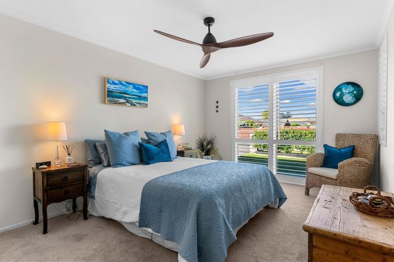 Photo of property in 1 Spinnaker Lane, Mangawhai, 0505