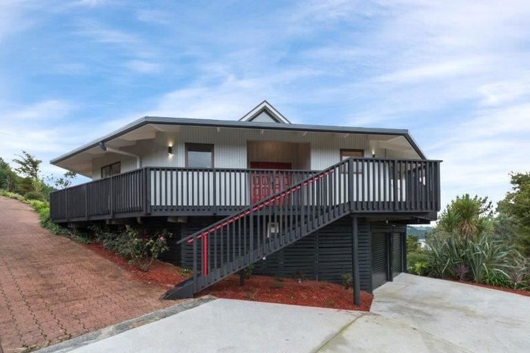Photo of property in 45 Brick Bay Drive, Sandspit, Warkworth, 0982