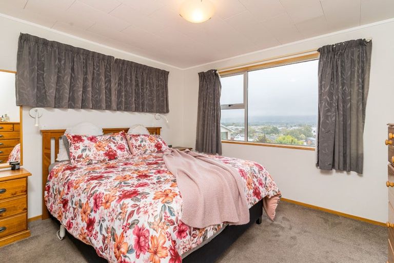 Photo of property in 5 Clyde Street, Kinmont Park, Mosgiel, 9024