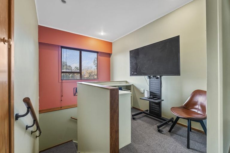 Photo of property in 18 Mccarthy Street, Hawera, 4610