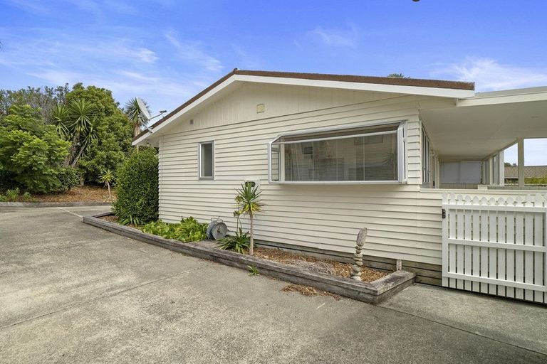 Photo of property in 8 Fidelis Avenue, Snells Beach, 0920
