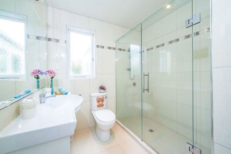 Photo of property in 61 Glenvar Road, Torbay, Auckland, 0630