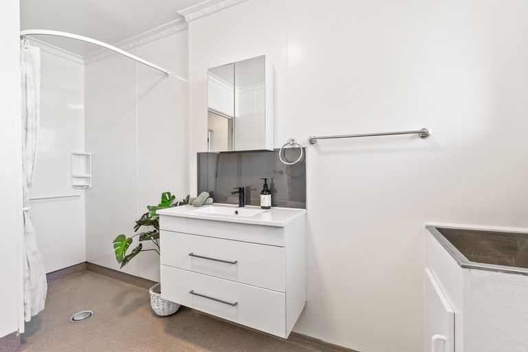 Photo of property in 24b Douglas Street, Saint Kilda, Dunedin, 9012