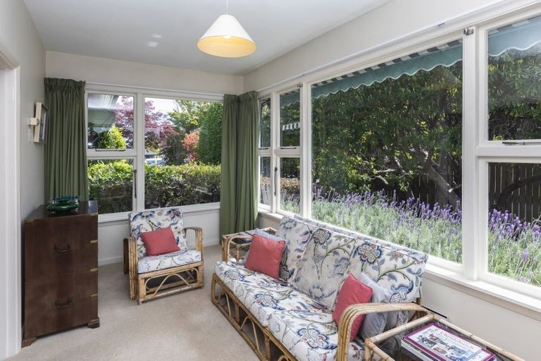 Photo of property in 44 Memorial Avenue, Ilam, Christchurch, 8053