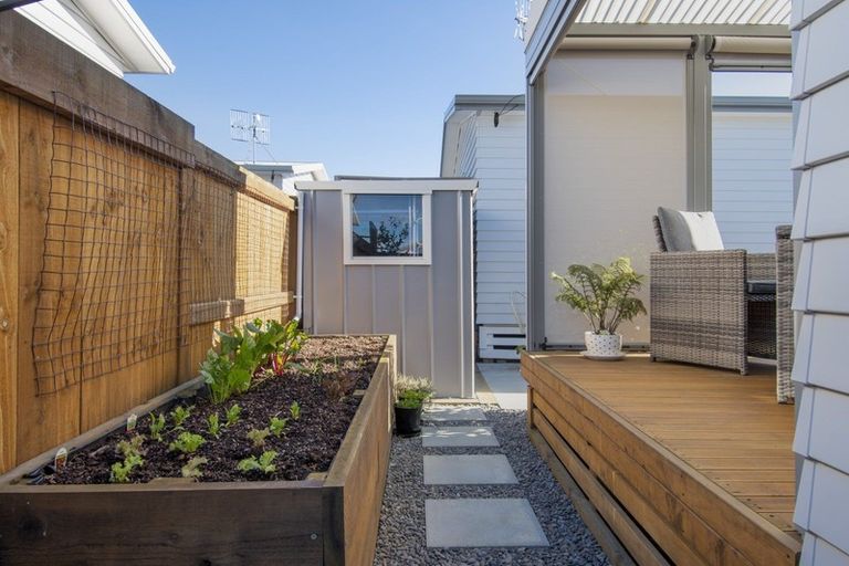 Photo of property in 11 Kamahi Crescent, Papamoa Beach, Papamoa, 3118