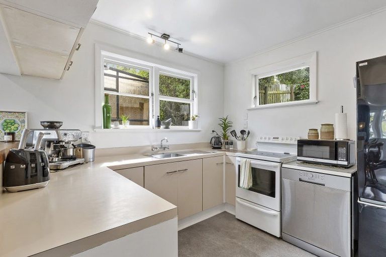 Photo of property in 63 Salford Street, Newlands, Wellington, 6037