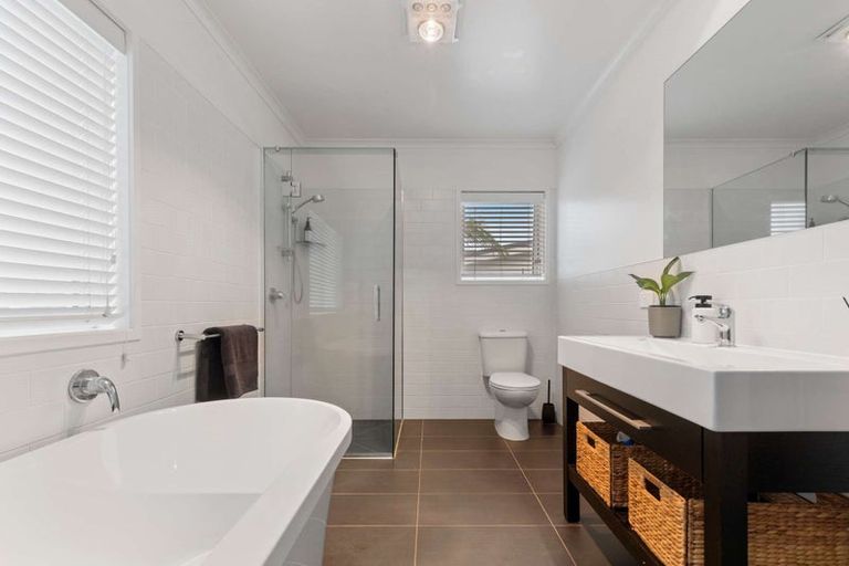 Photo of property in 351b Oceanbeach Road, Mount Maunganui, 3116