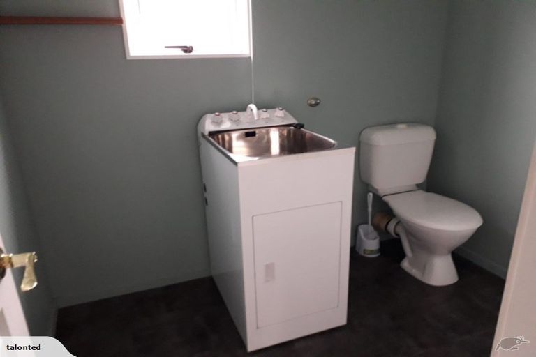 Photo of property in 5 Rutland Street, Levin, 5510