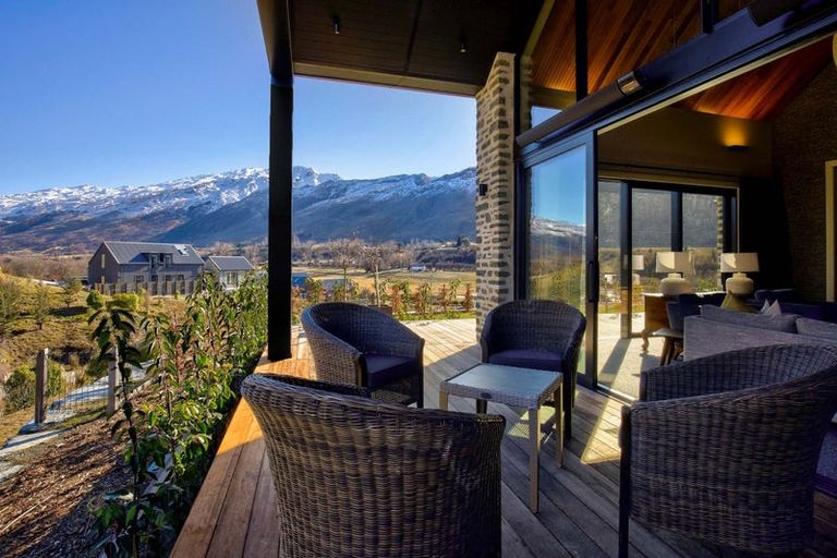Photo of property in 3 Barley Court, Arrowtown, 9371