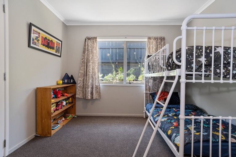 Photo of property in 6 Ballintoy Park Drive, Welcome Bay, Tauranga, 3175