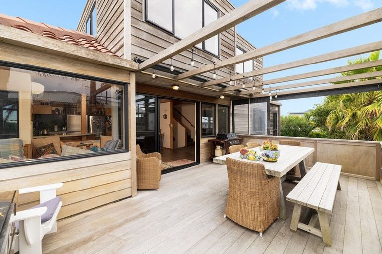 Photo of property in 15b Lee Street, Mount Maunganui, 3116