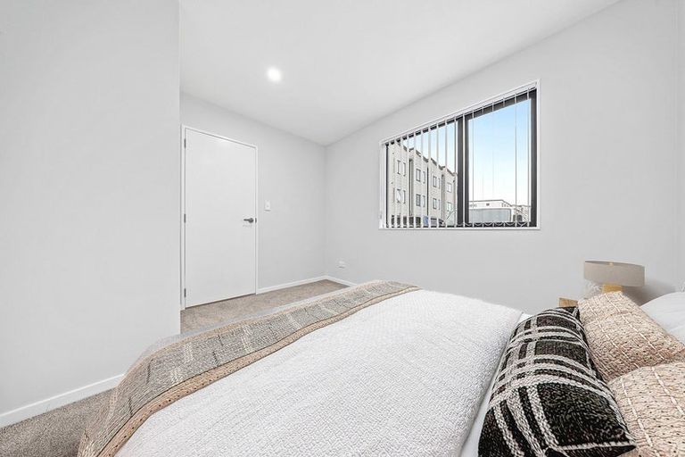 Photo of property in 10 Tukari Lane, Mangere Bridge, Auckland, 2022