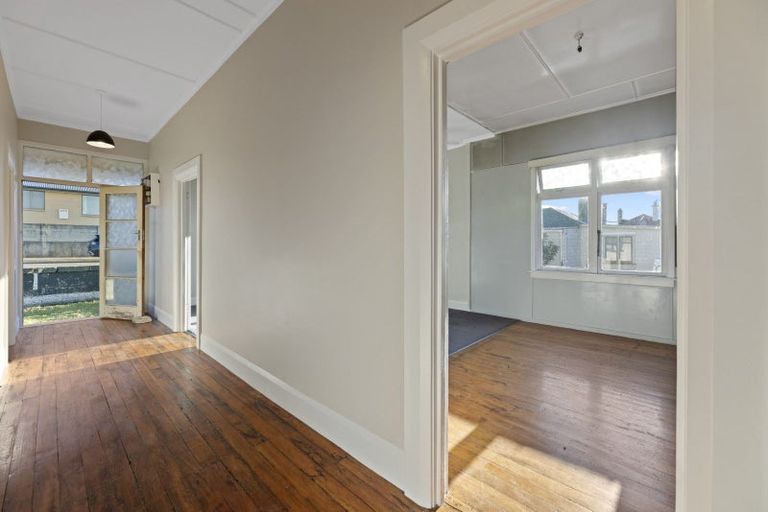 Photo of property in 17 Clyde Street, Oamaru North, Oamaru, 9400