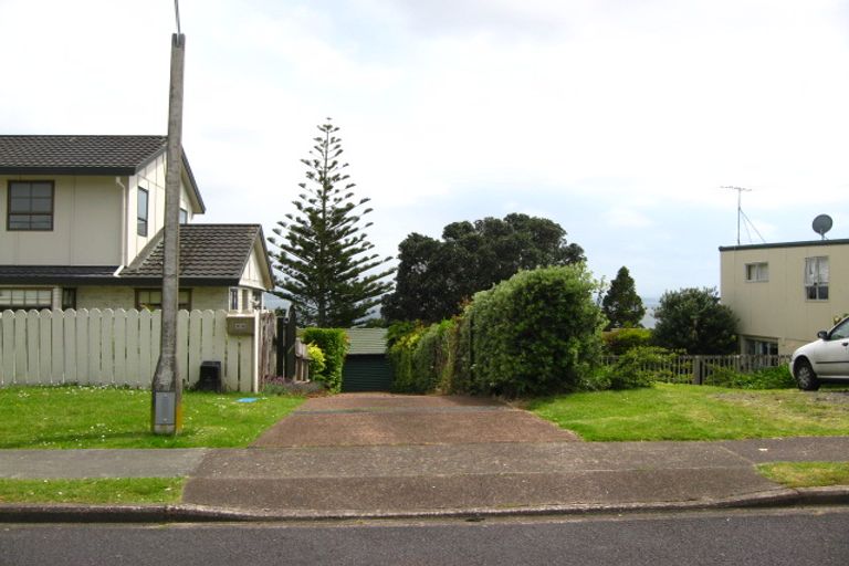 Photo of property in 86 Pacific Parade, Army Bay, Whangaparaoa, 0930