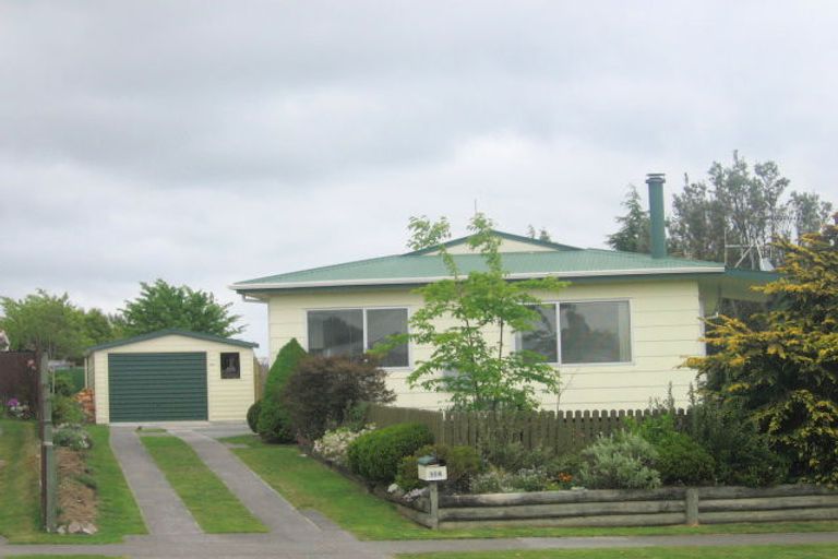 Photo of property in 104 Richmond Avenue, Richmond Heights, Taupo, 3330