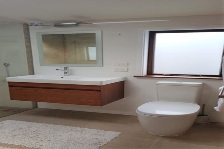 Photo of property in 50 Baroda Street, Khandallah, Wellington, 6035