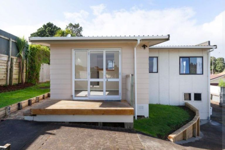Photo of property in 118a South Road, Spotswood, New Plymouth, 4310