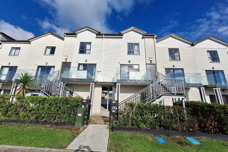 Photo of property in 4/8 Kerrs Road, Wiri, Auckland, 2104
