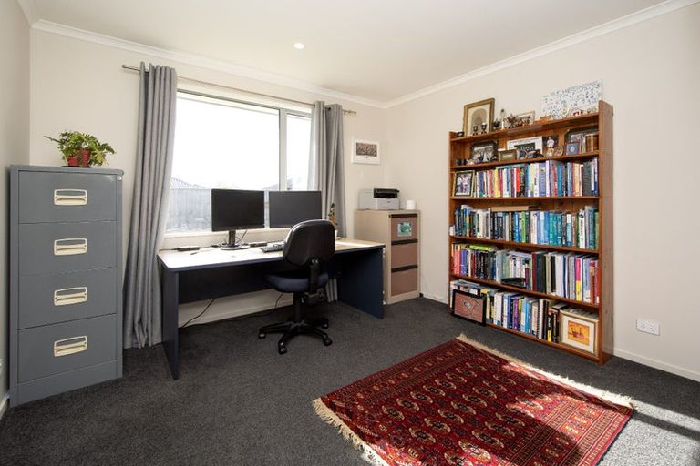 Photo of property in 6 Taniwha Street, Pegasus, 7612