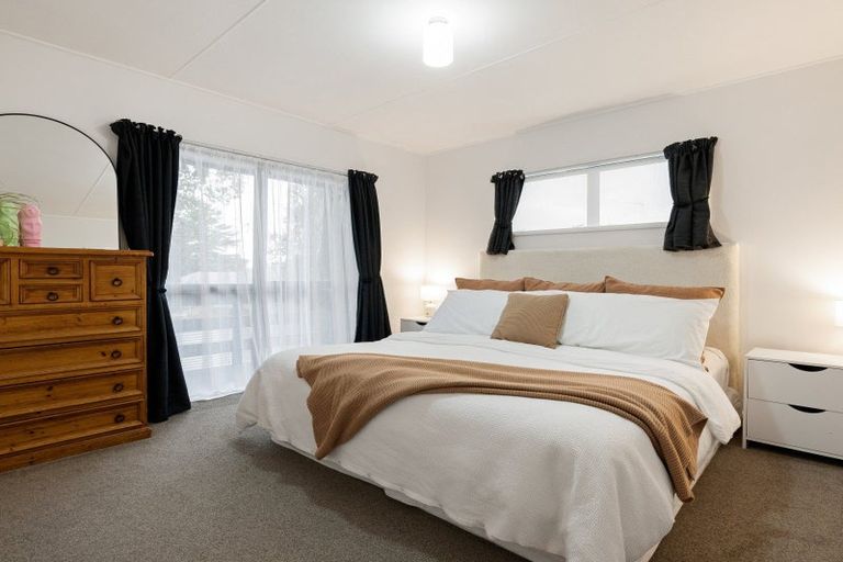 Photo of property in 19b Baverstock Road, Nawton, Hamilton, 3200