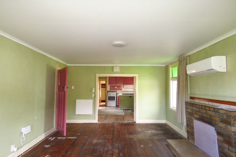 Photo of property in 17 Ives Street, Hector, 7822