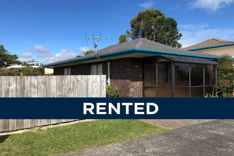 Photo of property in 1/61 Highland Park Drive, Highland Park, Auckland, 2010