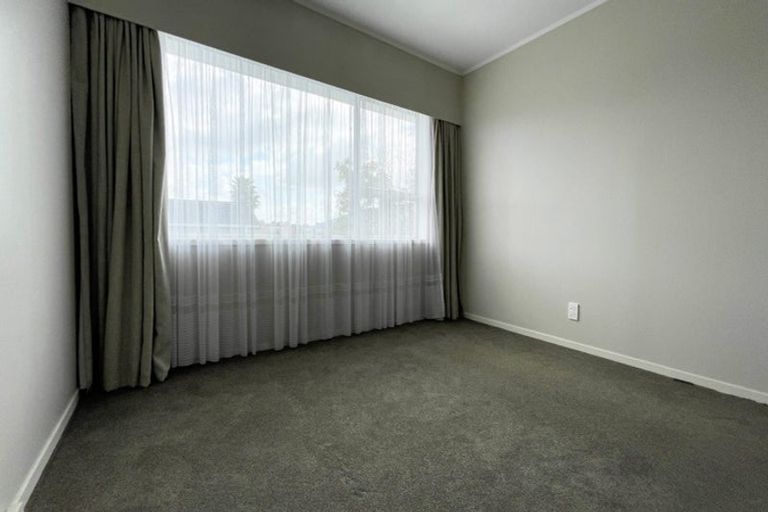 Photo of property in 2/39 Union Road, Howick, Auckland, 2014