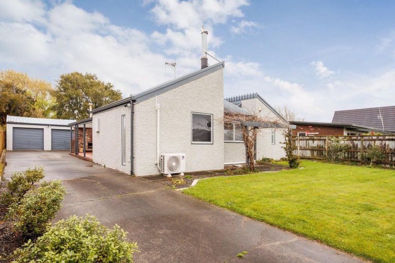Photo of property in 30 Terry Crescent, Milson, Palmerston North, 4414