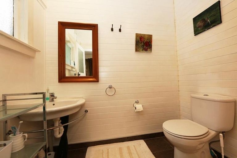 Photo of property in 5 Pioneer Drive, Lake Tekapo, 7999