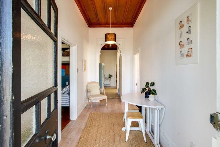 Photo of property in 1 Latham Street, Napier South, Napier, 4110