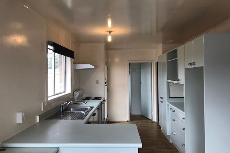 Photo of property in 71 Morrow Avenue, St Andrews, Hamilton, 3200