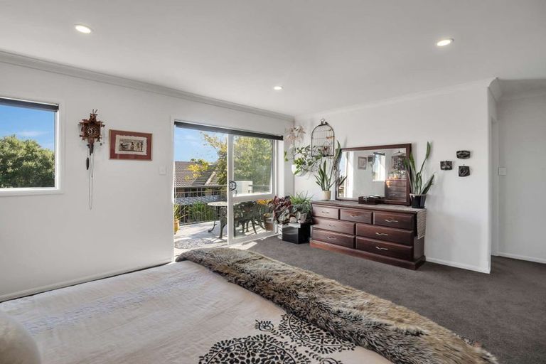 Photo of property in 20 Linkwater Way, Parklands, Christchurch, 8083